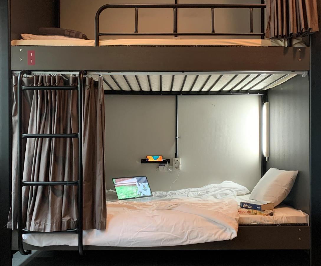 Mido Hostel Σεογκουίπο Εξωτερικό φωτογραφία