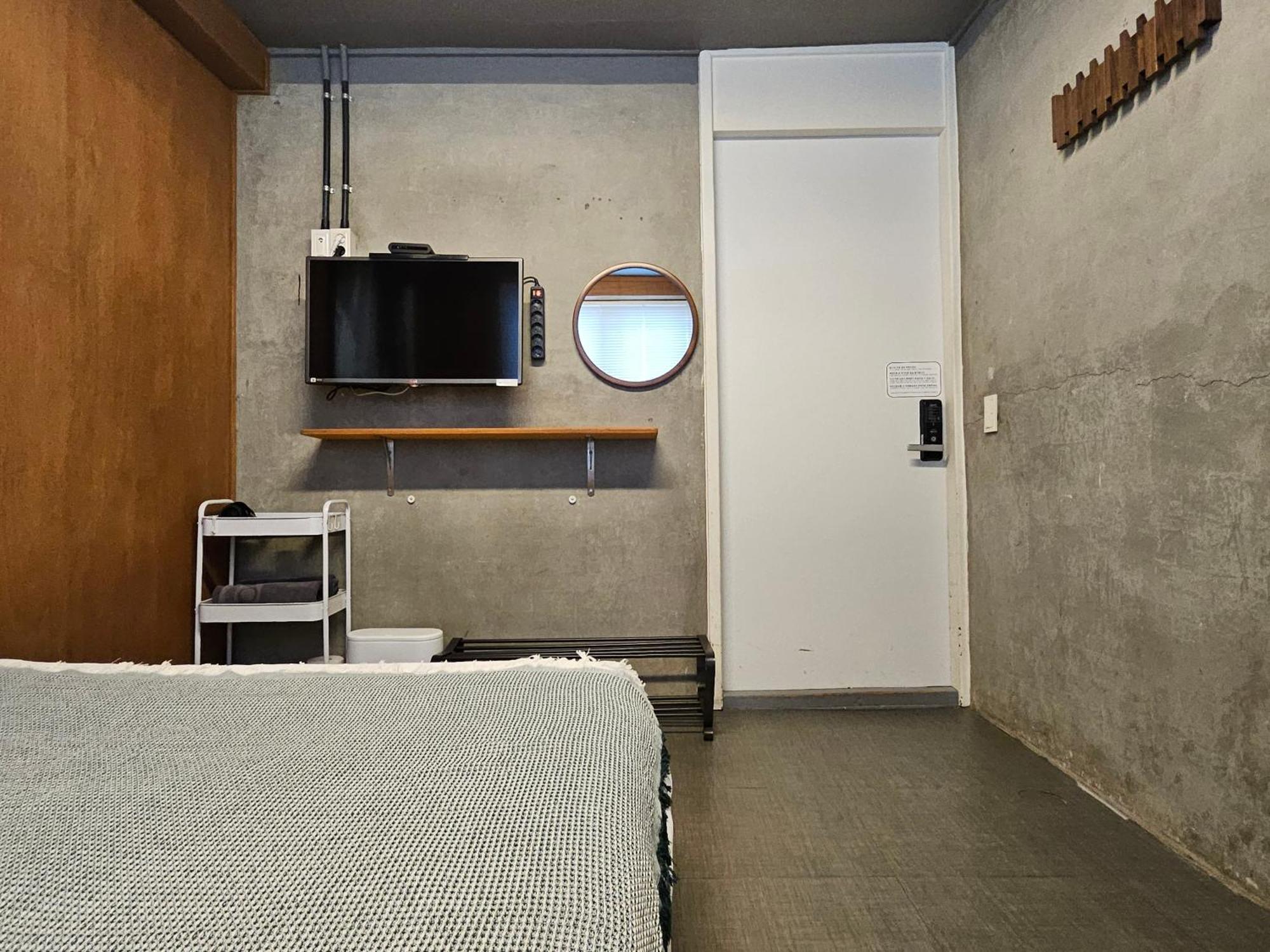 Mido Hostel Σεογκουίπο Εξωτερικό φωτογραφία