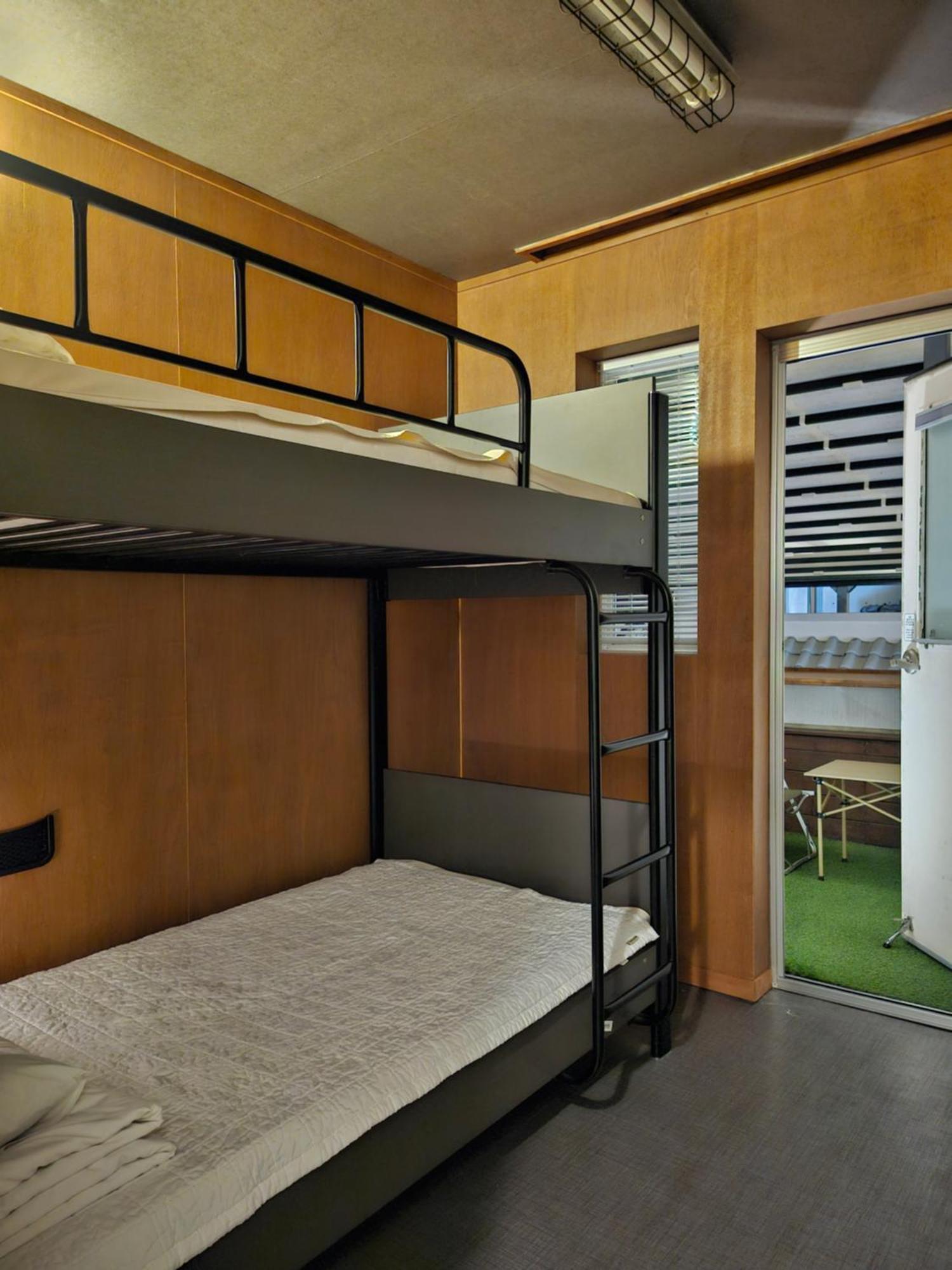 Mido Hostel Σεογκουίπο Εξωτερικό φωτογραφία
