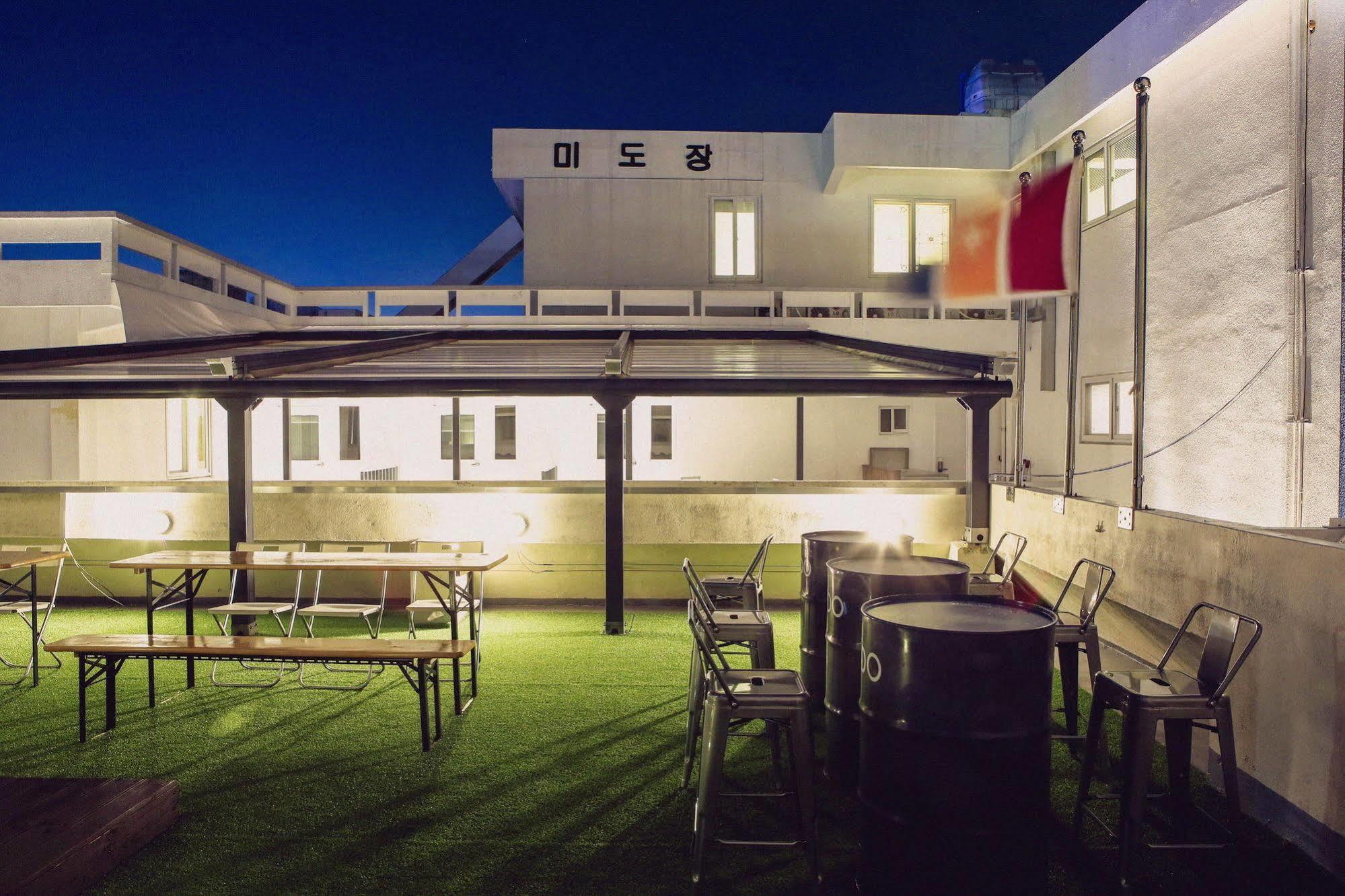 Mido Hostel Σεογκουίπο Εξωτερικό φωτογραφία